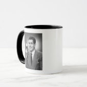 Mannen glas bier in studio B&W Mok (Voorkant links)