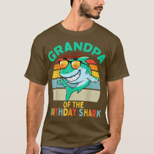 Mannen Grootvader Overeenkomstige Familie Haai Ver T-shirt