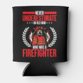 Mannen in ruste onderschat nooit een oud man blikjeskoeler (Voorkant)