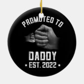 Mannen New Dad Fun Zwangerschap Aankondiging promo Keramisch Ornament (Achterkant)