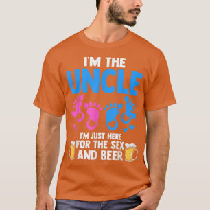 Mannen oom hier voor de se en bier Gender onthulli T-shirt