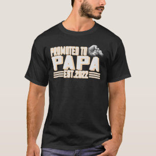 Mannen promoot naar Papa 2022, de eerste keer dat T-shirt