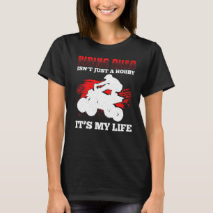Mannen Riding Quad Isnas is gewoon een hobby met m T-shirt