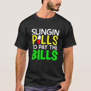 Mannen slingin pillen om de Bills Pharmacy Techno  T-shirt