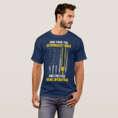 Mannen US Flag Crane Operator Sterkste Mannen T-shirt (Voorkant volledig)