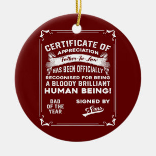 Mannen vader krijgt cadeau van pseudo-rechtsaf keramisch ornament