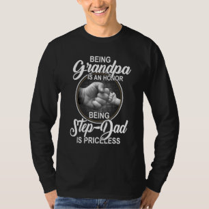 Mannen vader zijn is een eer om stapje voor stapje t-shirt