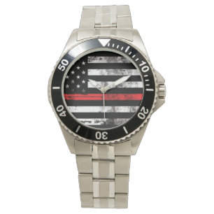 Mannen van de rode lijn Vlag brandweerman volgen Horloge