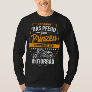 Mannen vergeten het paard dat een echte prins bij t-shirt