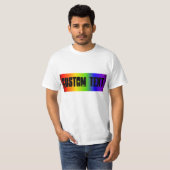 MANNEN voor DOUANE-regenboogbanner T-shirt (Voorkant volledig)