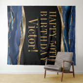 Mans Birthday Party Backdrop Blue Gold Agate Wandkleed (In Situ (horizontaal))