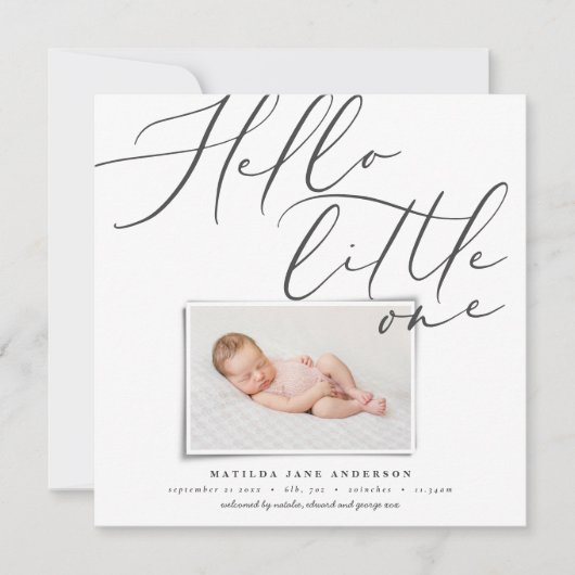 Manuscript hallo kleine één moderne 1 fototypograf aankondiging (Voorkant)