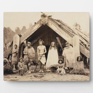 Maori Family, Nieuw-Zeeland, c.1880s (albumen prin Fotoplaat