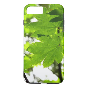 Mapelbladeren met regendruppels 	iPhone 8 plus / 7 plus hoesje