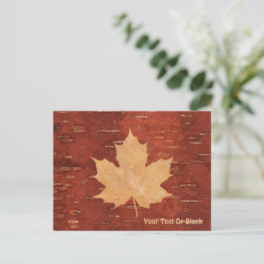Maple Leaf on Inner Birch Bark Briefkaart (Staand voorkant)