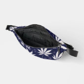 "Maple Noir : Style de couleur noir avec décoratio (Ouvrir)