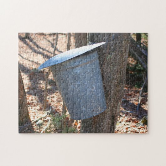 Maple Sugar Sap Bucket on Tree Natuur  Legpuzzel (Horizontaal)