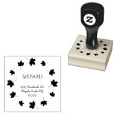 Maple verlaat grens familienaam retouradres 	rubberstempel (Gestempeld)