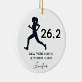 Marathon 26.2 Female Runner Custom Name Keramisch Ornament (Rechts)