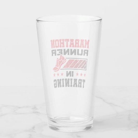 Marathonloper in opleiding glas (Achterkant)