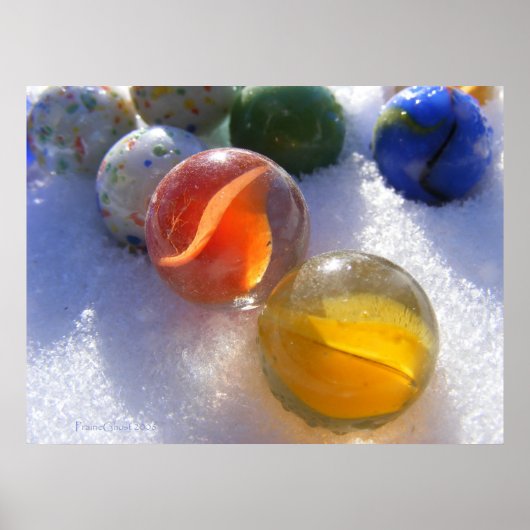 Marbles in sneeuw poster (Voorkant)