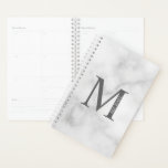 Marbre blanc Monogramme personnalisé et nom<br><div class="desc">Monogramme et nom personnalisés avec monogramme personnalisé et nom dans le style de police serif classique.</div>