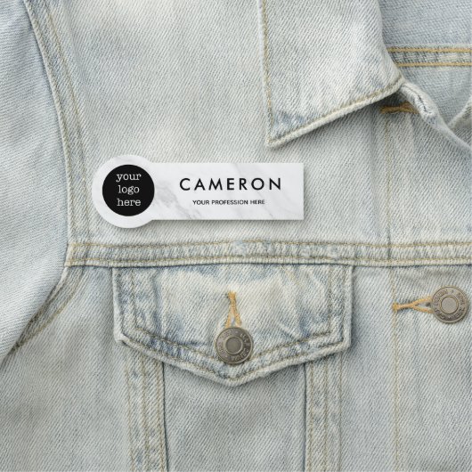 Marbre blanc Nom de l'employé Logo Badge (En situation)
