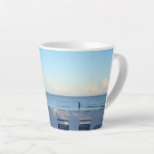 Marche tranquille Latte Mug (Angle droit)