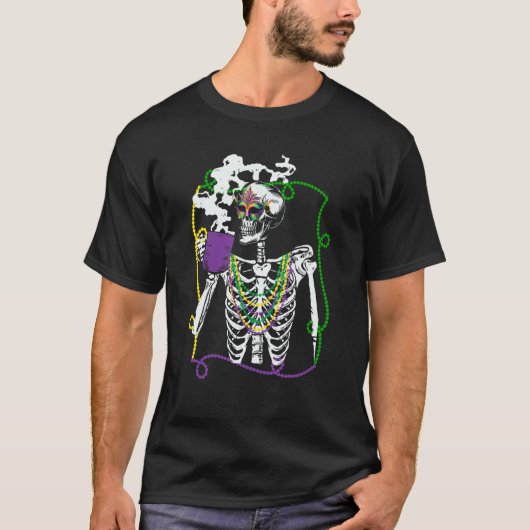 Mardi Gras Skeleton Drinking Coffee Mask Beads Fat T-shirt (Voorkant)