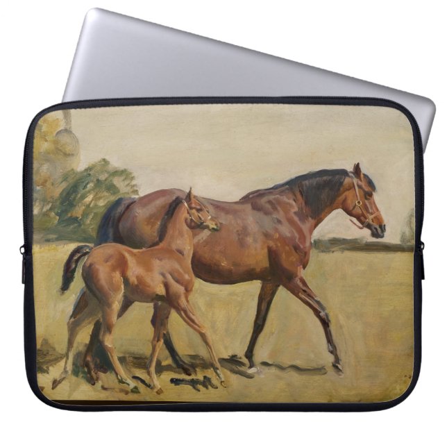 Mare and Foal by Munnings Laptop Sleeve (Voorkant)