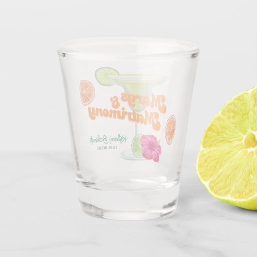 Margs And Matrimony Bachelorette-feestje Shot Glas (Achterkant)