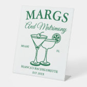 Margs en Matrimony Beach Bachelorette feest Reclamebord Met Voetstuk (Voorkant)