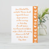 Marguerites et papillons dans Orange Invitation (Debout devant)