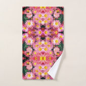 Marguerites Roses Et Bumble Bee Abstrait (Serviette à main)