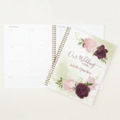 Mariage au cabernet et fleurs roses verdure (Devant avec enveloppe)