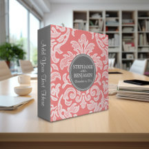 Mariage avec motif damassé gris et corail