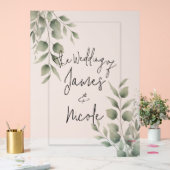 Mariage Blanc Moderne avec Feuillage Minimal (Mariage)