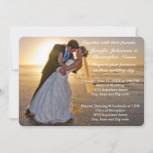 Mariage Couple sur Sunset Beach Mariage Invitation (Devant)