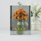 Mariage de automne RSVP : Mason Jar Flowers & Barn (Debout devant)