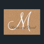 Mariage de liège à vin rustique Monogramme RSVP<br><div class="desc">Faire-part de mariage rustique sur un faux arrière - plan de liège à vin avec Monogram Initial! Ce design est unique, simple ! Vous méritez quelque chose d'unique pour votre événement rêvé ! Utilisez l'outil Customiser pour ajouter vos noms et toutes les autres informations nécessaires. Ce design est un bon...</div>