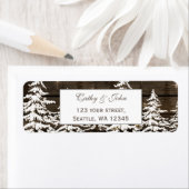 Mariage de pin rustique de Barnwood étiquette de a (En situation)