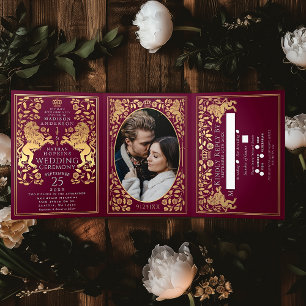 Mariage du lion médiéval royal rouge Tri-Fold