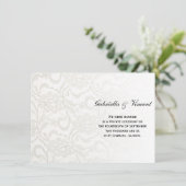 Mariage en dentelle blanche / Faire-part d'élopeme (Debout devant)