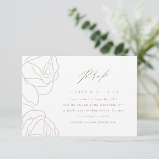 Mariage floral gris élégant RSVP avec code QR (Debout devant)