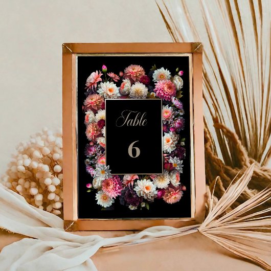 Mariage floral noir romantique Numéro de table