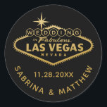 Mariage or à Vegas Signer Favoriser Étiquette<br><div class="desc">Mariage en Fabulous Las Vegas Connectez-vous un autocollant de faux or et de faveurs noires étiquettes ou enveloppes scellés pour votre mariage de destination Vegas ou le mariage à thème Vegas, douche nuptiale, fête de bachelorette ou fête de célibataire. Idéal pour Vegas Douches à thème et annonces ou ajoutez à...</div>