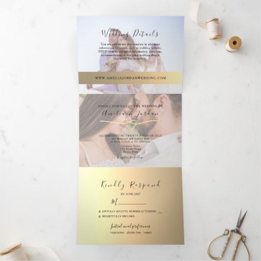 Mariage photo Faux Gold Tri-Fold Invitation (Intérieur)