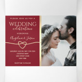 Mariage photo rouge et or Invitation à trois volet (Intérieur au milieu)