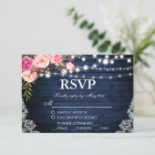 Mariage rustique Bleu Bois Floral Dentelle RSVP av (Debout devant)