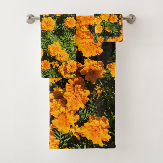 Marigold flower Blossom Bad Handdoek (Insitu)